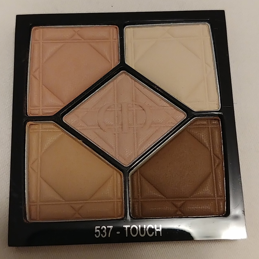 Dior 5 Couleurs Eyeshadow in 537 "Touch"